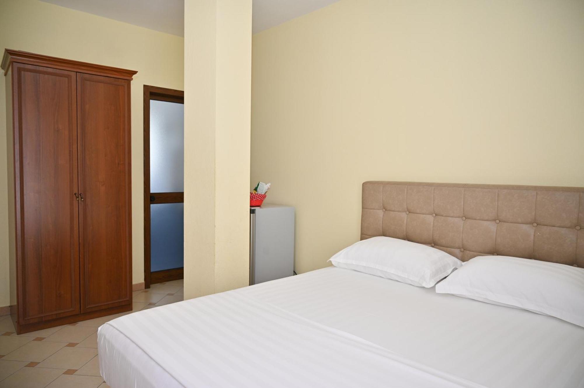 Hotel Vila Emes Durrës 객실 사진