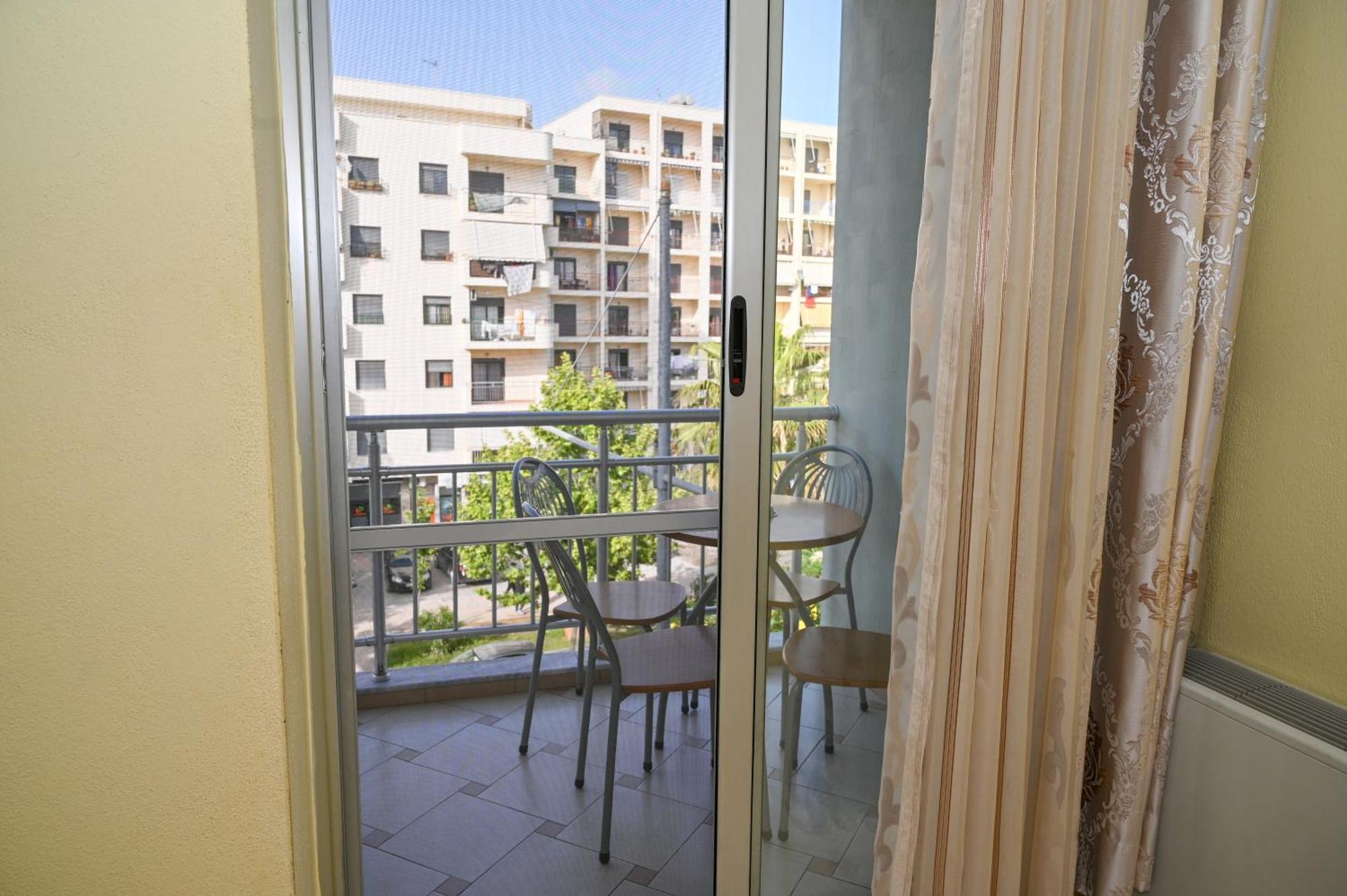 Hotel Vila Emes Durrës 객실 사진