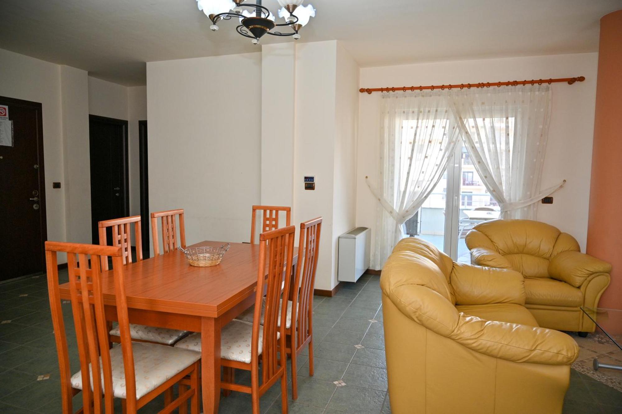 Hotel Vila Emes Durrës 외부 사진
