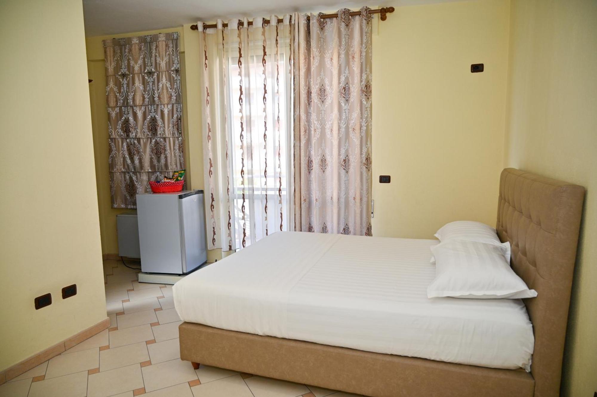 Hotel Vila Emes Durrës 객실 사진