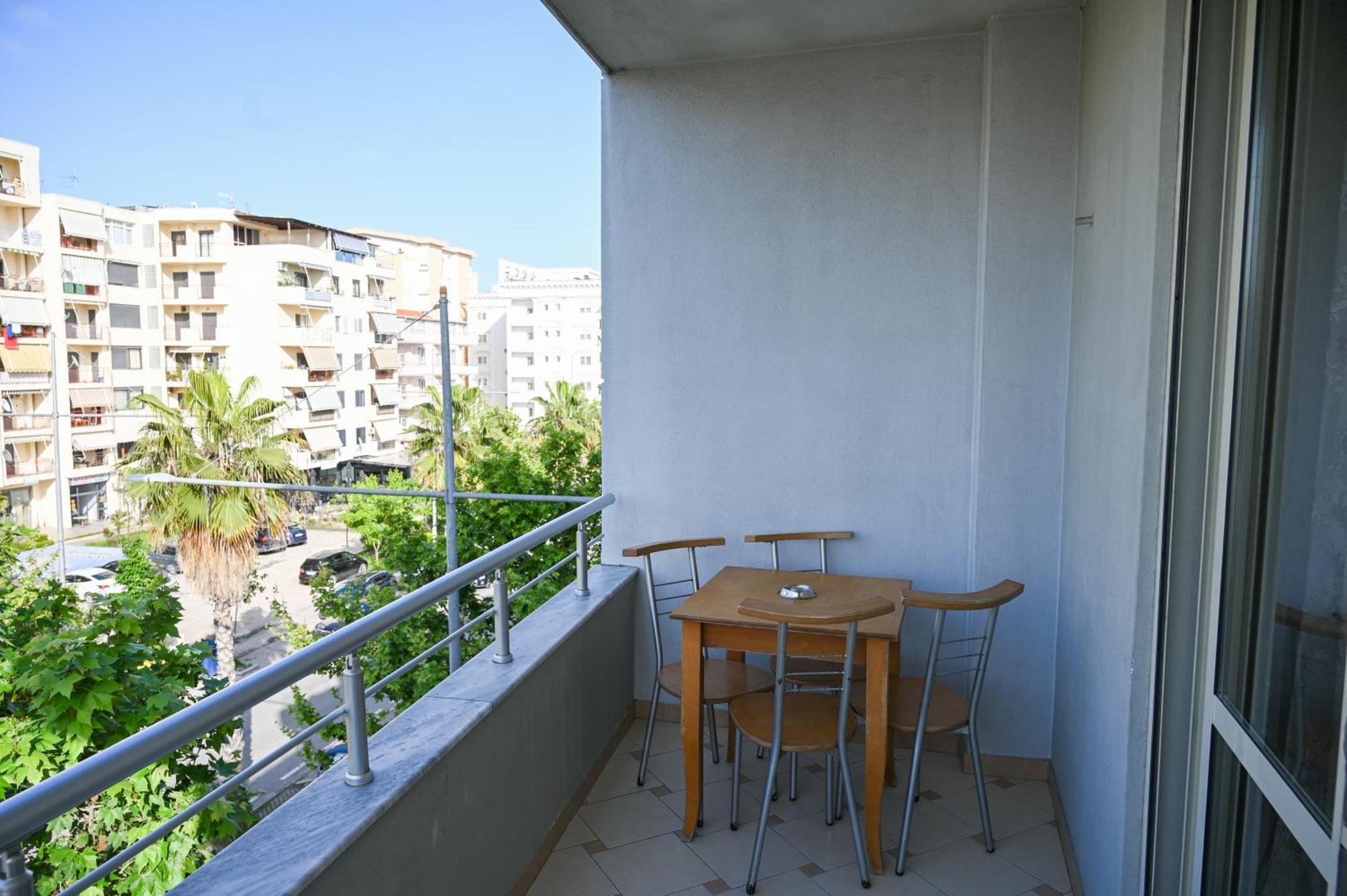 Hotel Vila Emes Durrës 외부 사진
