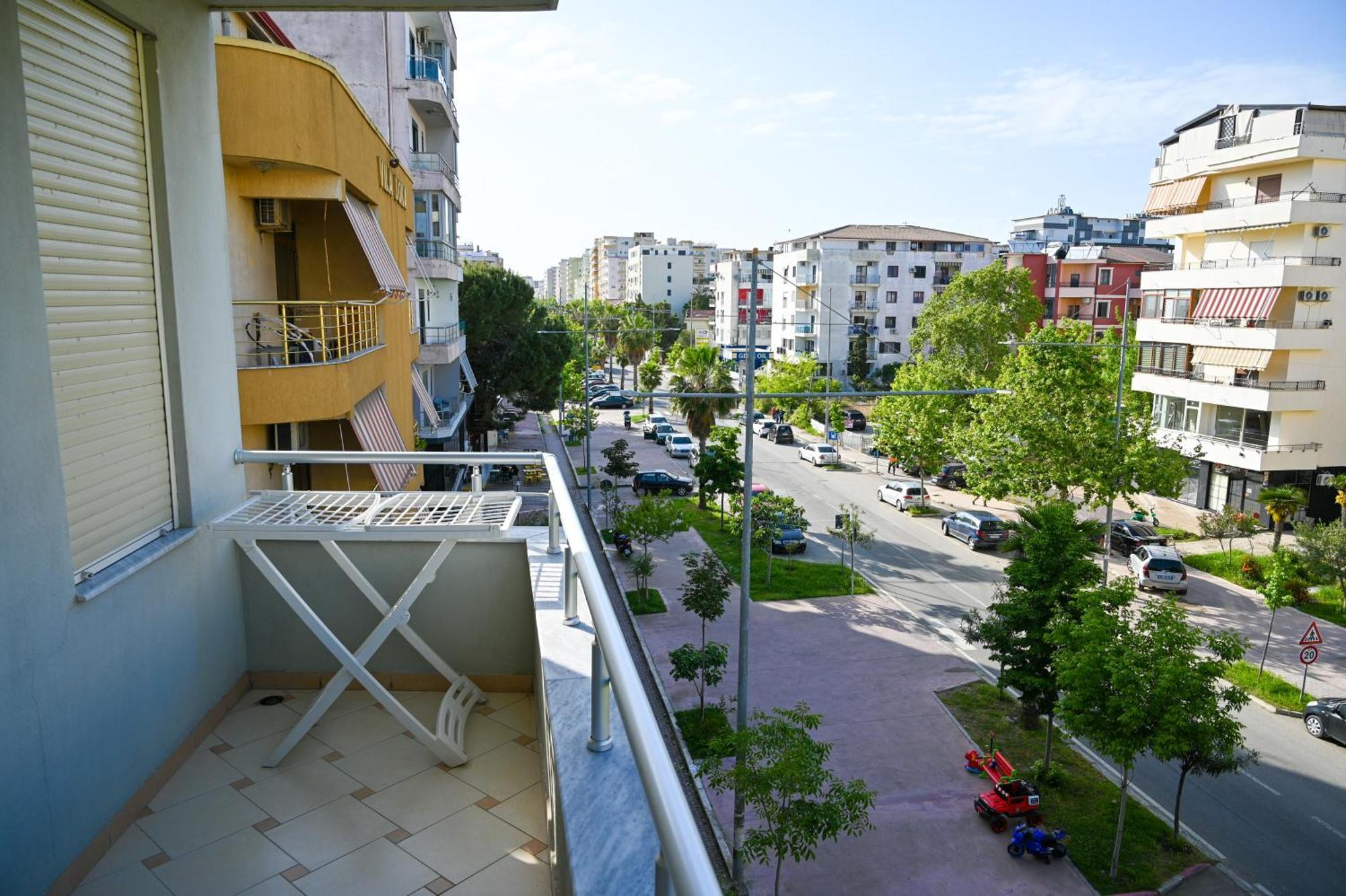 Hotel Vila Emes Durrës 외부 사진