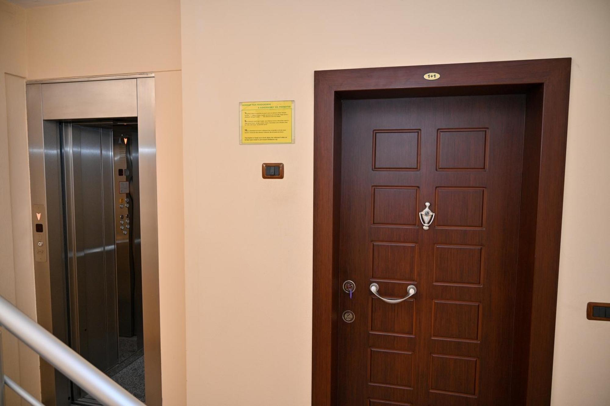 Hotel Vila Emes Durrës 외부 사진