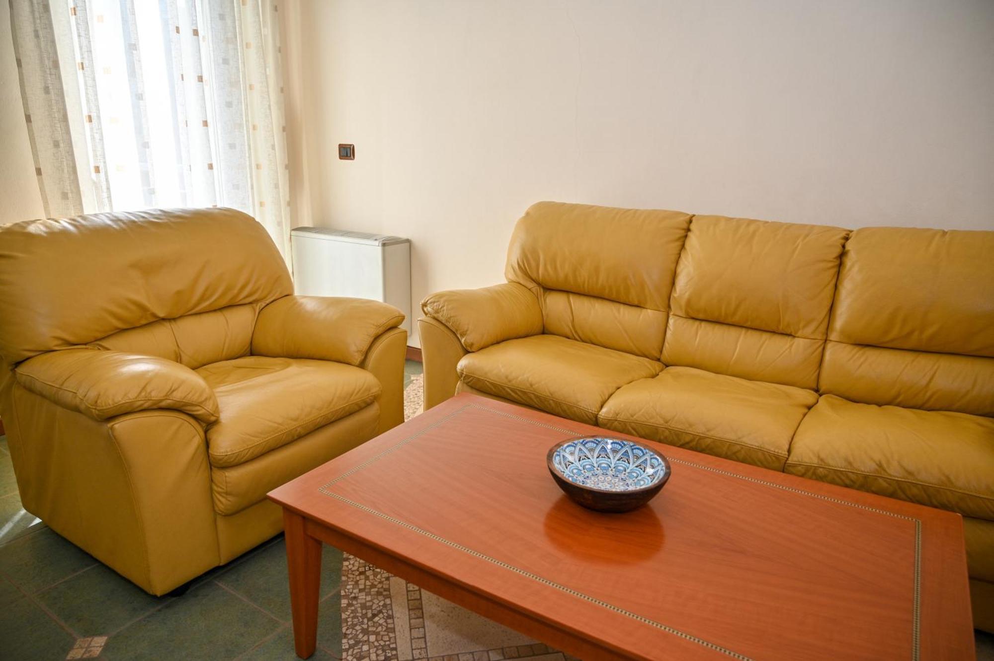 Hotel Vila Emes Durrës 객실 사진